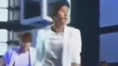 圭贤(Super Junior) - 圭贤完美跪滑