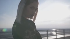 Cine iubeste si lasa