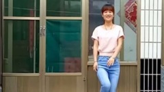 鬼步舞-小气鬼正背面演示(燕子 强晶)及动作分解