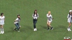 We First场间应援