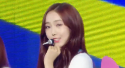 GFriend - LOVE WHISPER