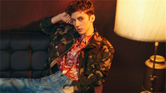 戳爷Troye Sivan最新代言宣传片段
