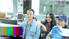 少女时代 - 外国SONE观看少女时代Holiday(2)