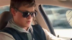 看点新片预告,Ansel Elgort,Lily James - 小鲜肉杠上老司机到底谁能赢?