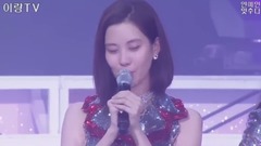 少女时代 - 十周年FM现场大少时姐妹被SONE 感动留下眼泪现场