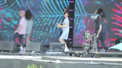 少女时代 - Holiday 排练 1