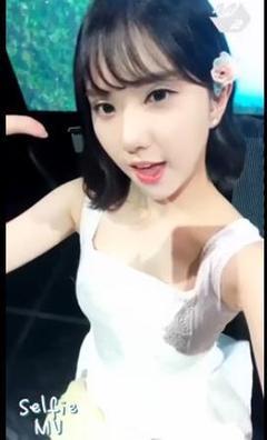 信飞(GFriend) - 侧耳倾听