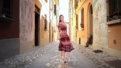 伊丽媛 - 丝路寻梦 MV