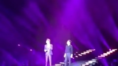 凤凰花开的路口