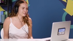 美国青少年看小时候的自己