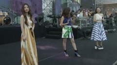 S.H.E - 爱我的资格