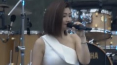 S.H.E - 他还是不懂