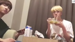 少女时代,EXO,防弹少年团,Red Velvet,BLACKPINK - 【KPOP】盘点偶像们那些尴尬搞笑的瞬间