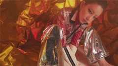 李斯丹妮 - 李斯丹妮2017唱片《animal》