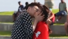 潘玮柏,吴昕 - 无尾熊CP的甜蜜2吻