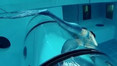 最恐怖的游泳池,深度40米