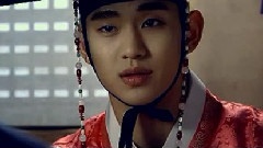 拥抱太阳的成均馆