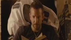 影视原声 - 乌云背后的幸福线 精彩片段 片段之Hemingway