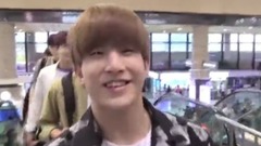 Astro(韩国) - ASTRO 金浦机场出境新闻视频