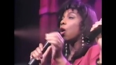 Whitney Houston,Natalie Cole - Bridge Over Troubled Water