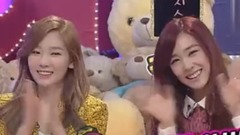 少女时代 - 南韩九仙女与强大心脏成员们的心动瞬间上