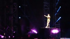 周杰伦 - 周杰伦地表最强济南站半岛铁盒 饭拍版