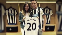 盘点今夏英超新援火辣另一半