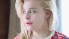 小贝准儿媳唯美写真 俏皮公主玉脂凝肌吹弹可破