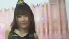 口袋游戏怎么玩 骚气美女手把手教你制服cosplay