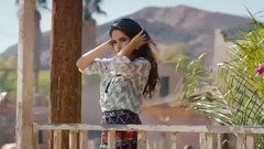 美洲杯女歌手秀事业线