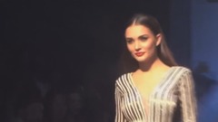 Amy Jackson In Steamy H0t Swimsuit 2017