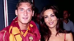 她在罗马主场跳脱衣舞 永恒之城教母用 幻想托蒂