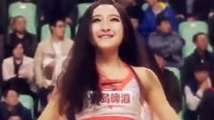 CBA拉拉队争奇斗艳 各队宝贝展婀娜舞姿