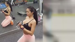 报警了!韩国E杯健美女神波涛汹涌引惊呼