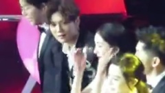 鹿晗 - 芭莎慈善夜 鹿晗 登台