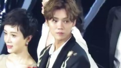 鹿晗 - 芭莎慈善夜 鹿晗 大合影准备 饭拍 17/09/09