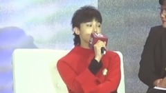 G-Dragon(BigBang) - 权志龙与女粉握手送抱快闪香港6个钟