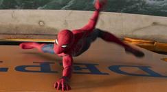 电影<蜘蛛侠:英雄归来>曝大祸临头片段 蜘蛛侠抢夺秃鹰武器却酿成大祸