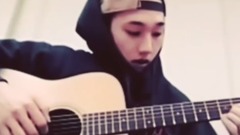 少女时代,太妍(少女时代) - 泰妍欧巴弹吉他