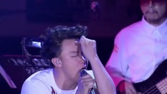 如果这一秒钟你跟我说不爱我