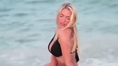 火辣双腿只为他开!蜂腰E-cup教母成曼乔粉丝