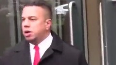 卡戴珊性感出街遭围观 紧身衣包裹豪乳丰臀