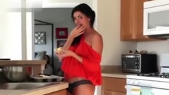 老鹰啦啦队闺中私密写真