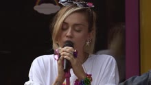 Miley Cyrus - Miley Cyrus - The First Time I Ever Saw Your Face 现场版 2017