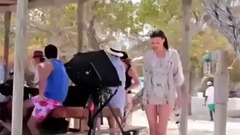 伊莲娜冰肌玉体如出水芙蓉 翩翩起舞秀傲人双峰