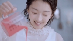 周冬雨的神秘甜点—NOWNESS拍摄花絮