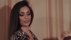 意名模礼服写真魅力优雅 慵懒式性感美到极致