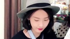 少女时代,允儿(少女时代) - 少女时代允儿漫步维也纳 剪短发清纯似学生