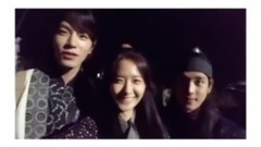 [王在相爱]林允儿INS更新源珊麟三人同框视频