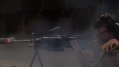 Пулемет M249 SAW, 700 выстрелов без остановки